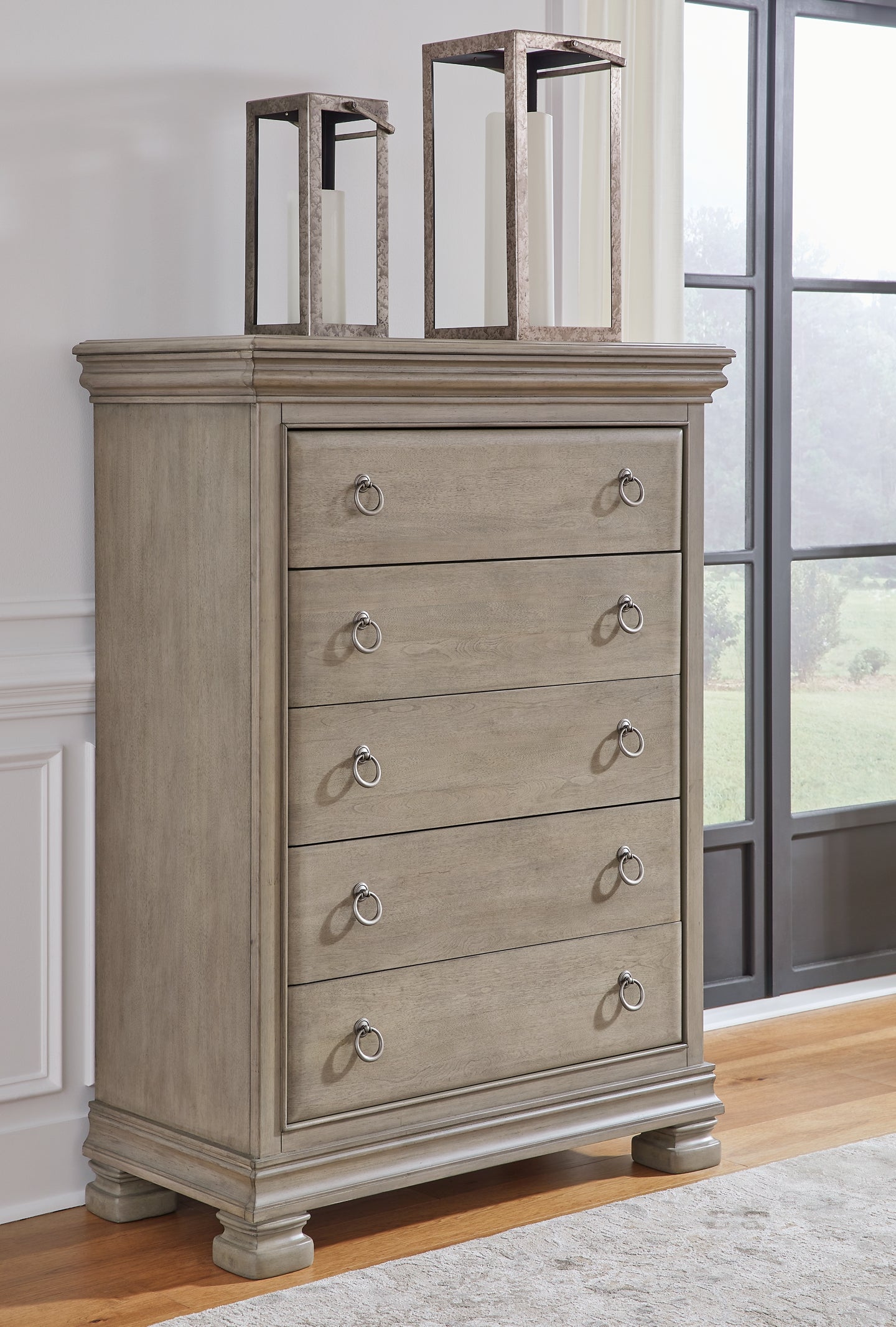 Lexorne Five Drawer Chest