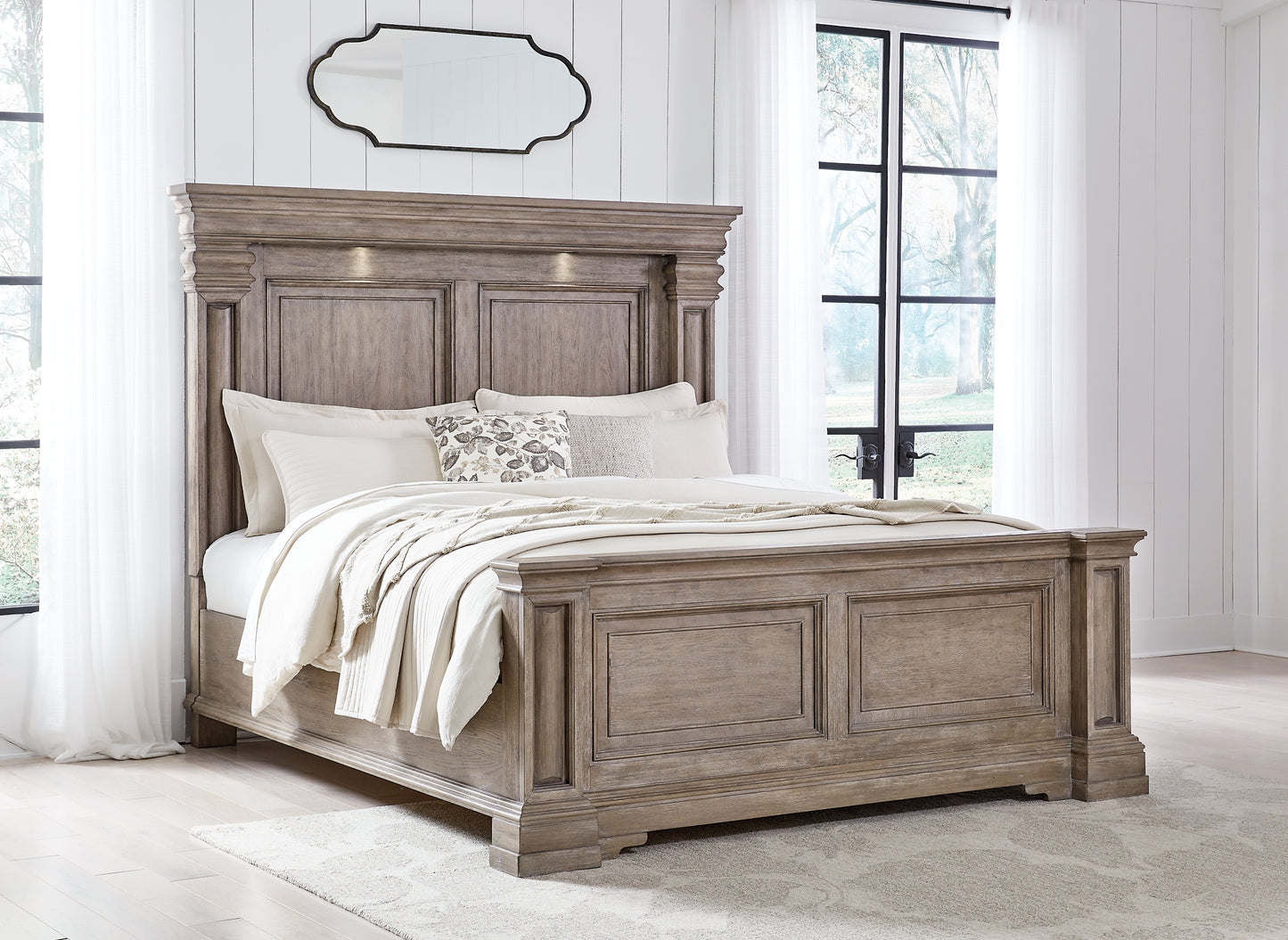 Blairhurst King Panel Bed with Mirrored Dresser and Chest