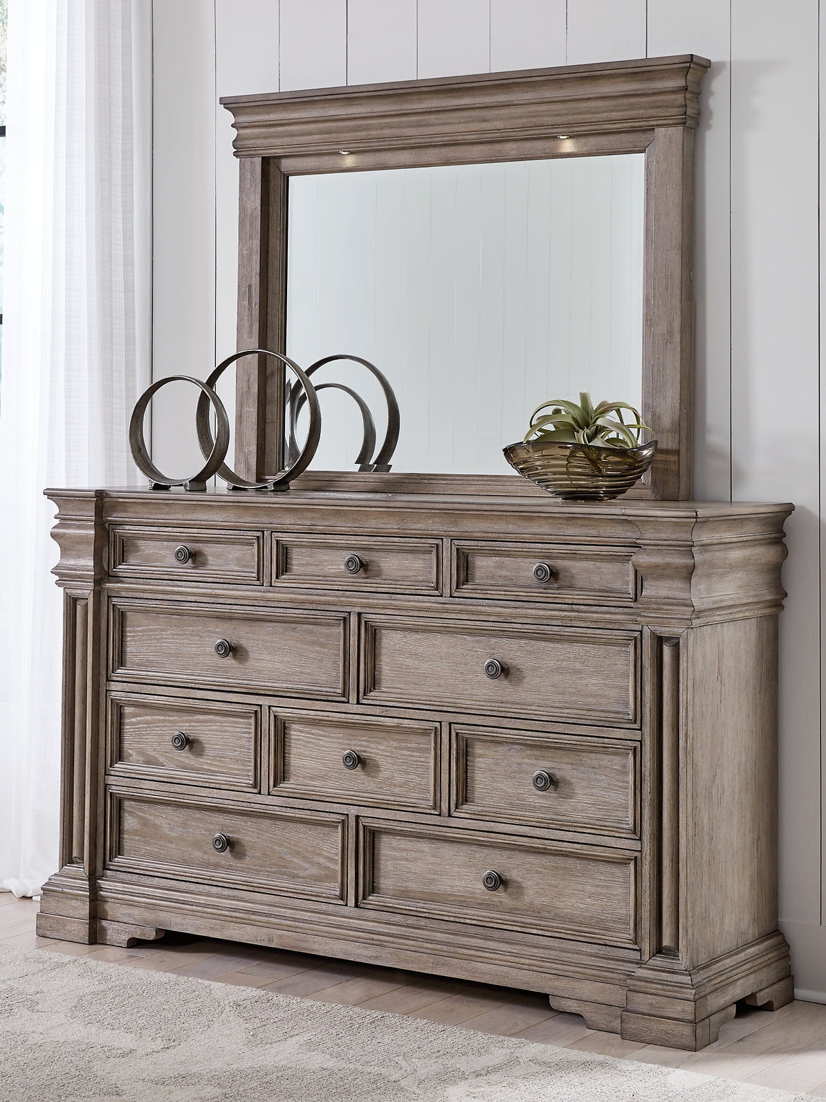 Blairhurst California King Panel Bed with Mirrored Dresser and Chest