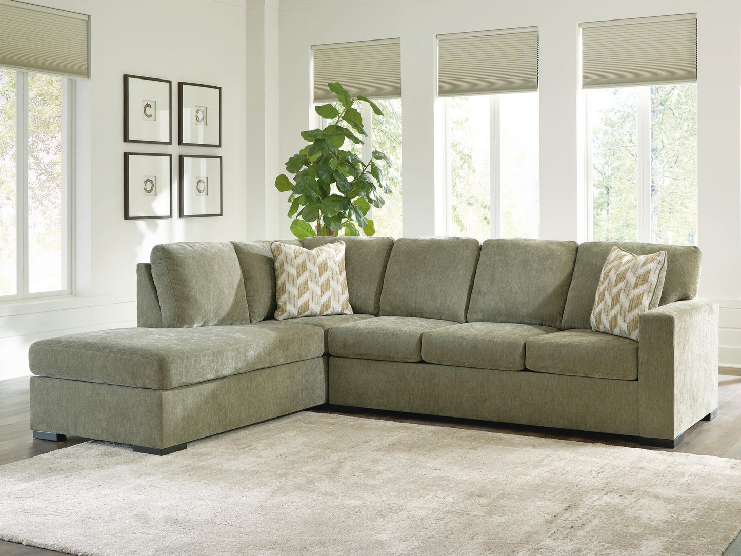 Bridgepoint 2-Piece Sectional with Chaise