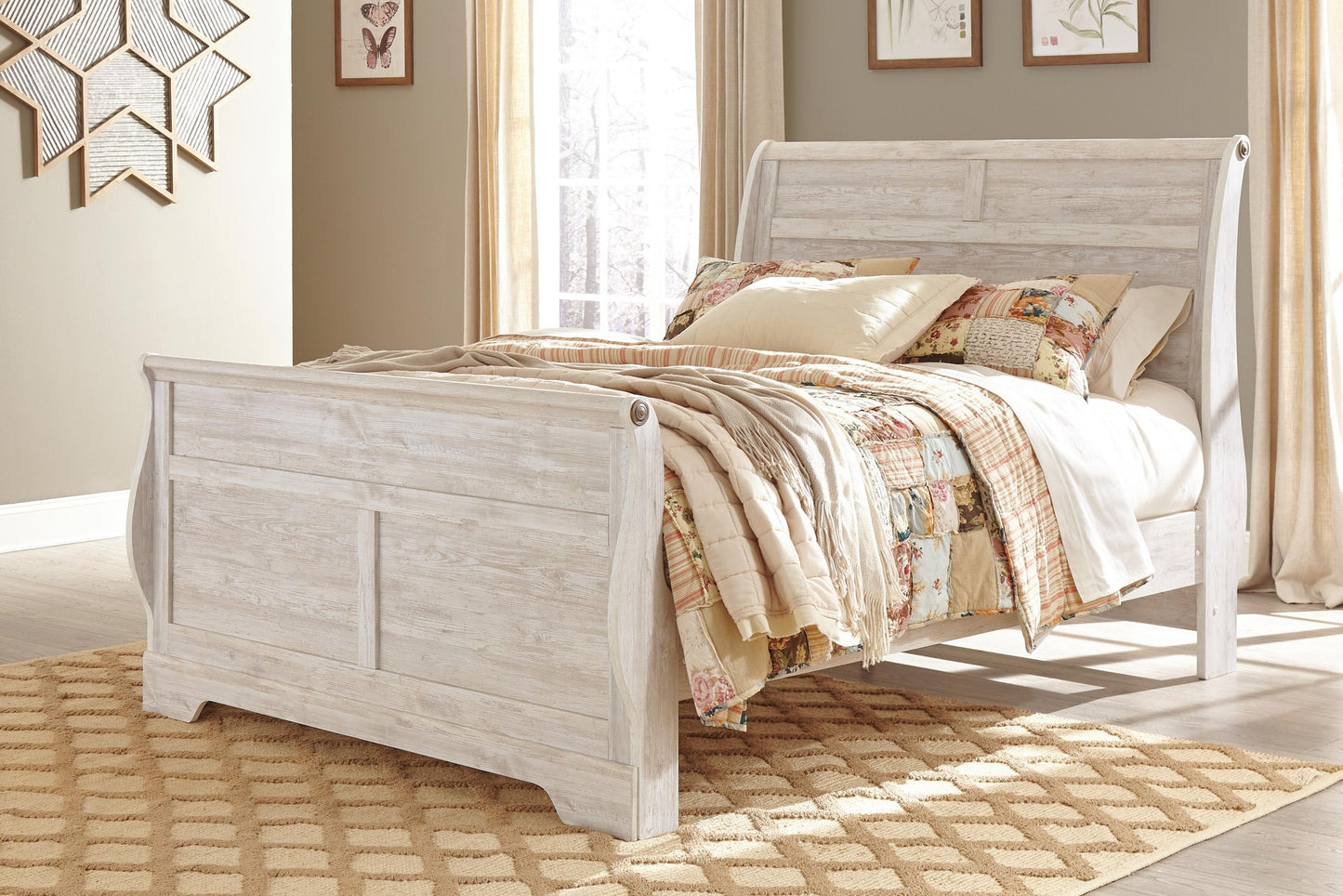 Willowton Queen Sleigh Bed
